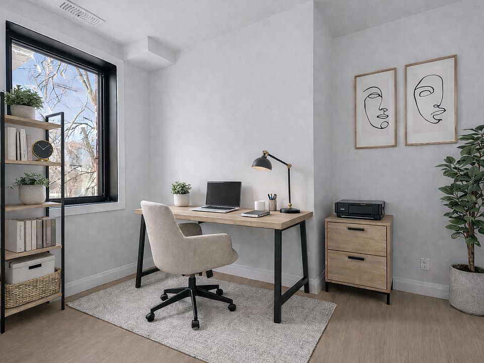 Den workspace at 77 Florence